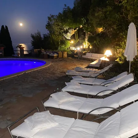 Maison Du Reve Lodge