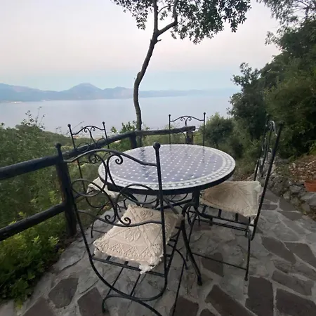 Maison Du Reve 山林小屋