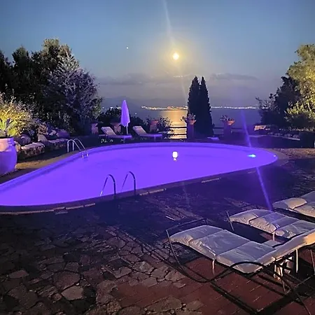 Maison Du Reve Lodge Scario